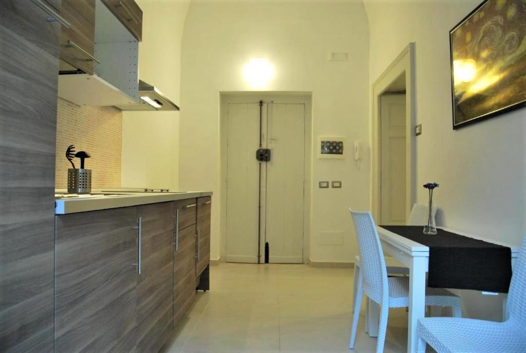 Appartamento Aurora Bari Exterior photo